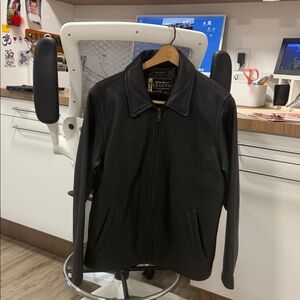 Woman’s Eddie Bauer Legend Black Leather Jacket